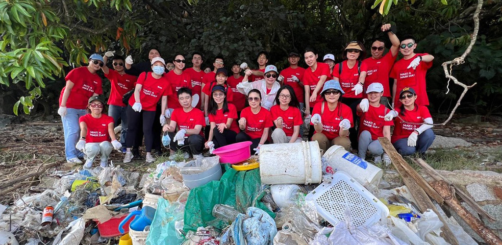 volunteers in Hong Kong