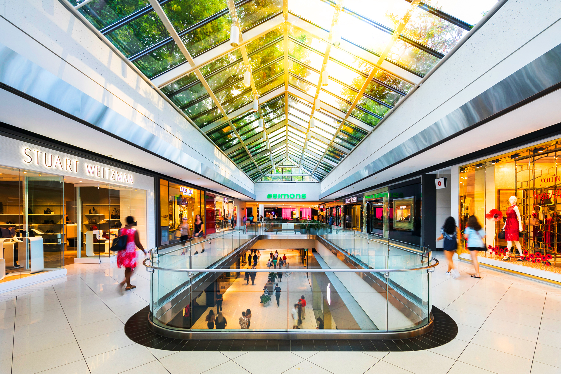Intérieur du CF Rideau Centre à Ottawa